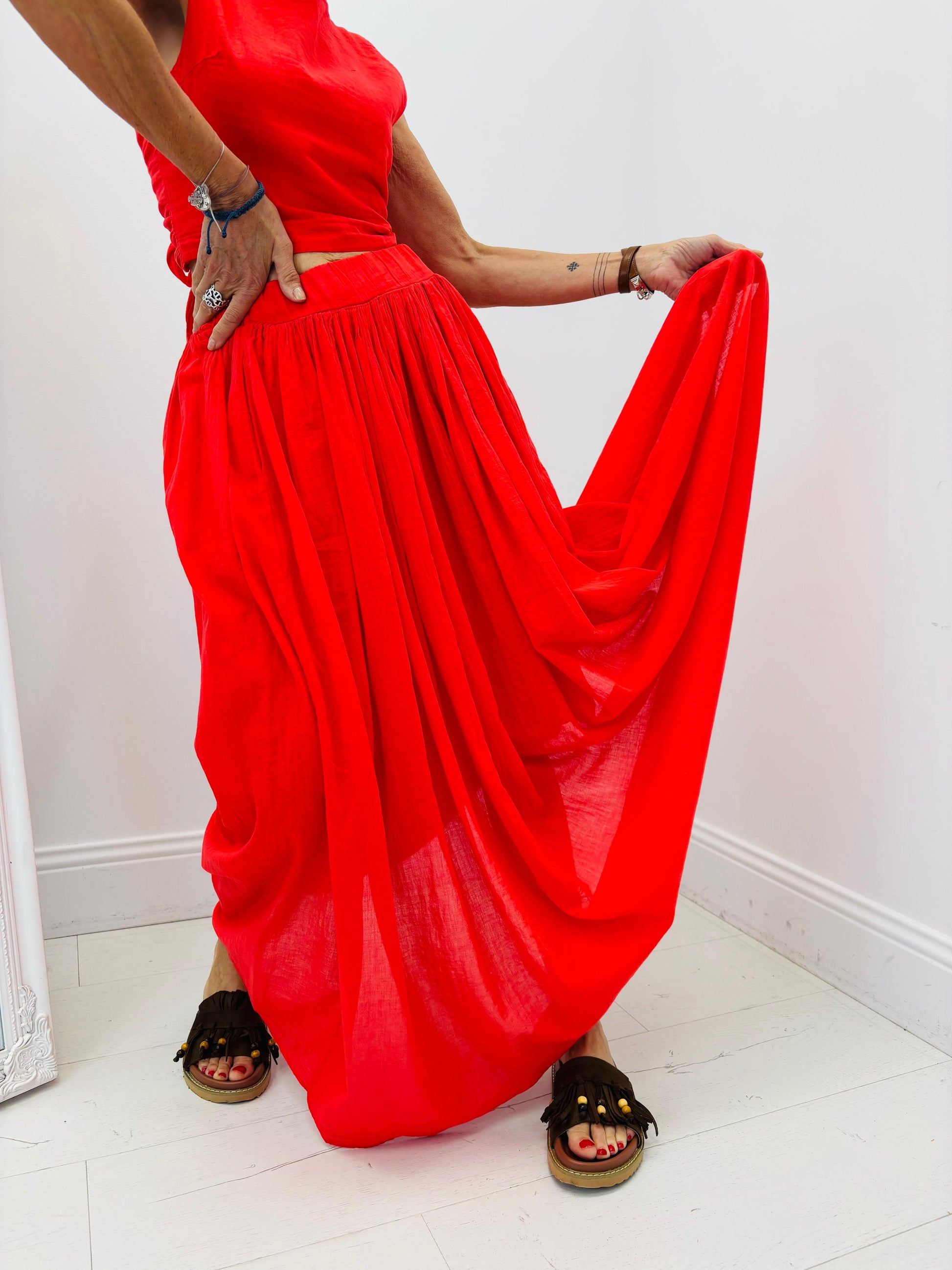 Miss Selah - jupe rouge flamme détail
