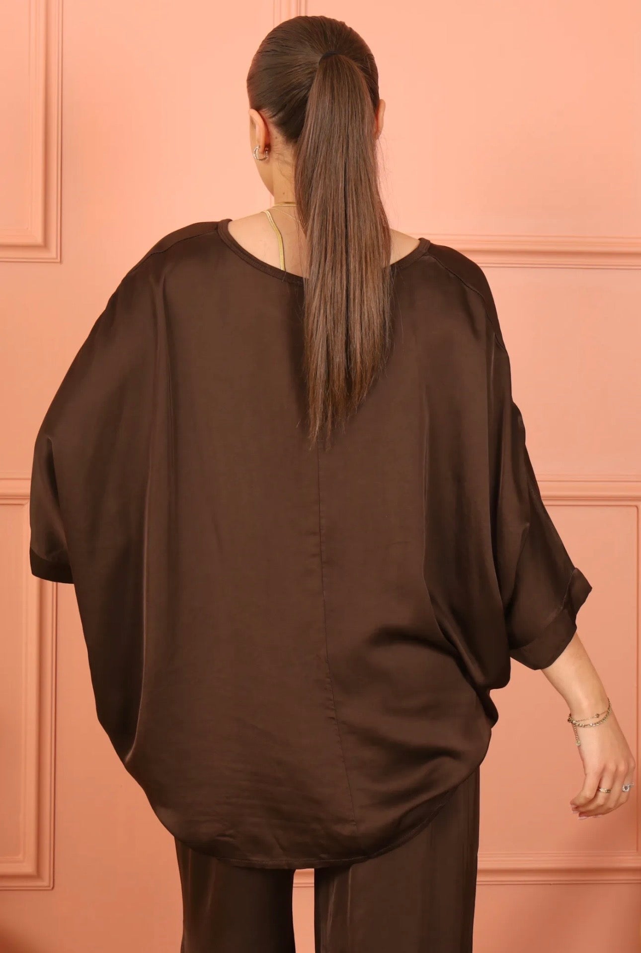 Blouse Soie de Cacao — top satiné oversize